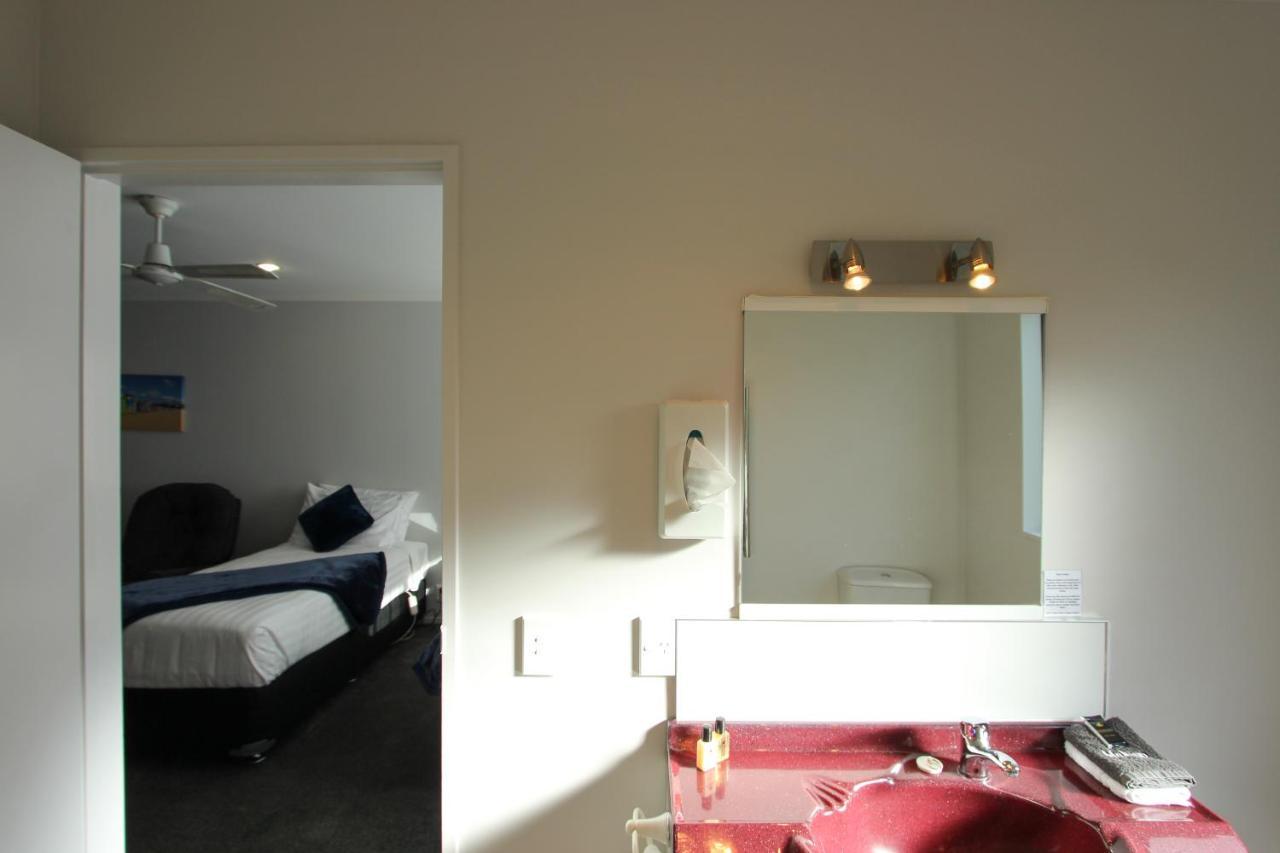 บีเค แมคโนเลีย มอเตอร์ลอดจ์ Motel วังกานุย ภายนอก รูปภาพ