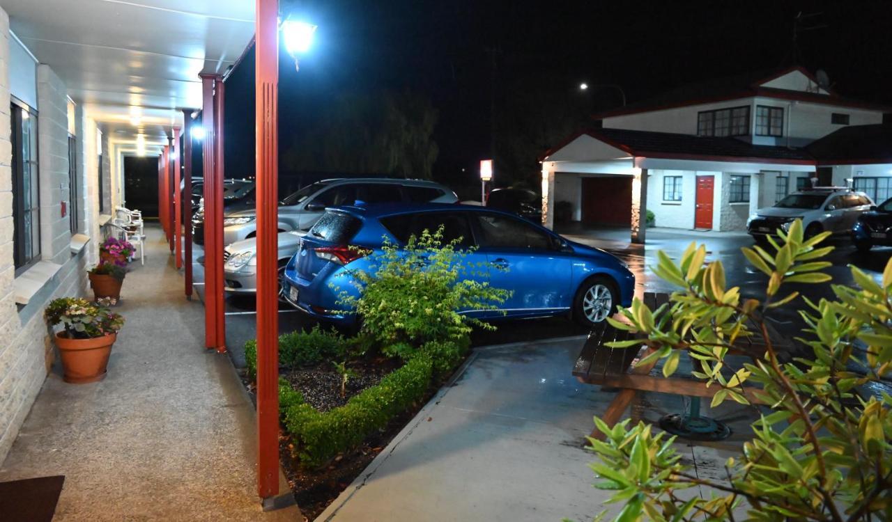 บีเค แมคโนเลีย มอเตอร์ลอดจ์ Motel วังกานุย ภายนอก รูปภาพ