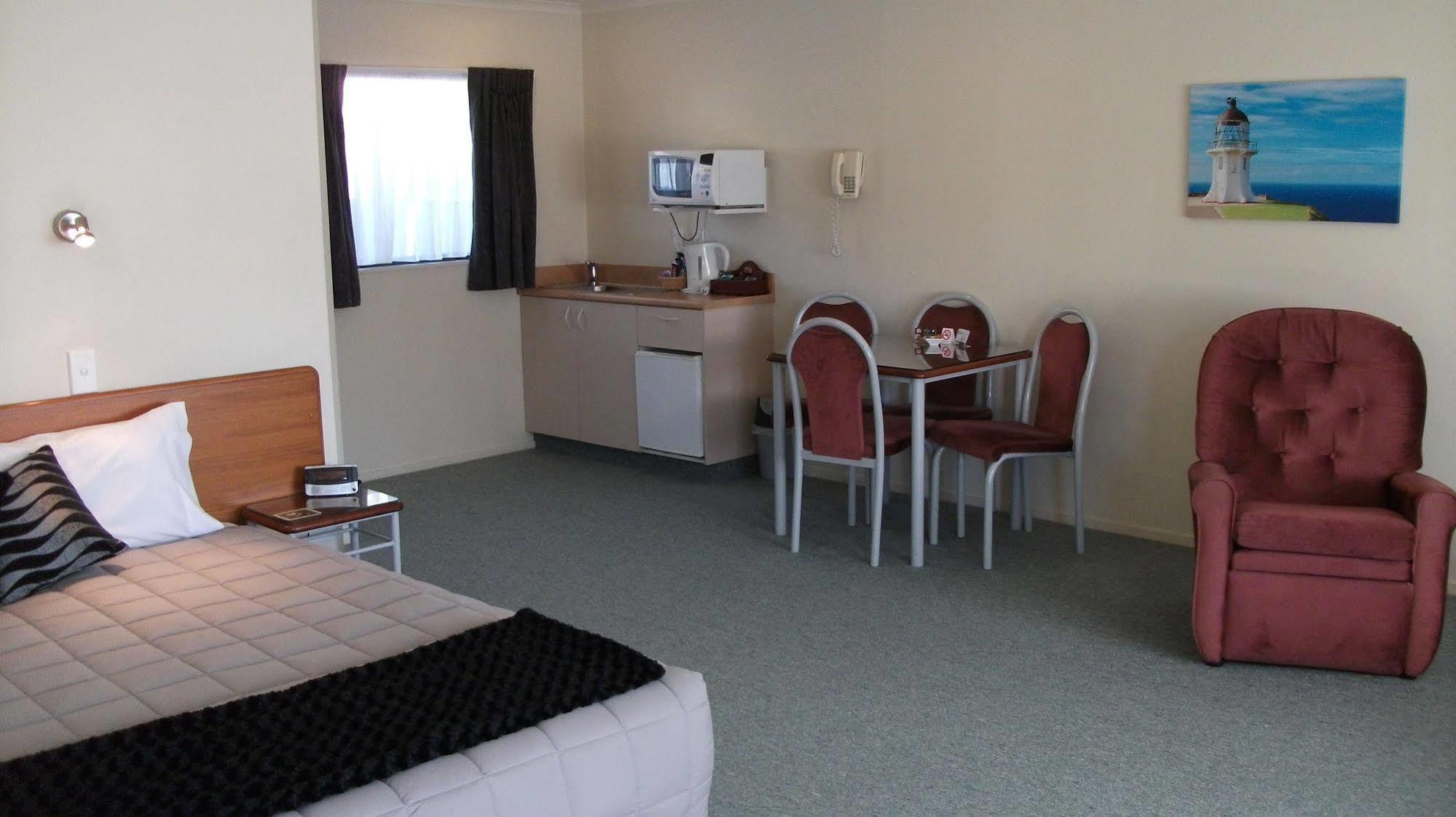 บีเค แมคโนเลีย มอเตอร์ลอดจ์ Motel วังกานุย ภายนอก รูปภาพ